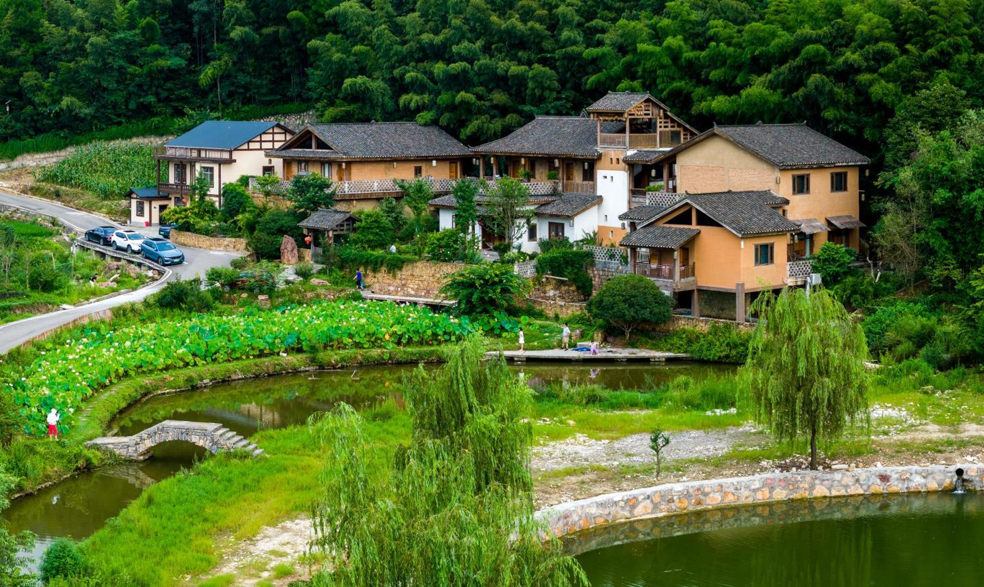 Dayong Antique Feature Resort Zhangjiajie Exterior foto