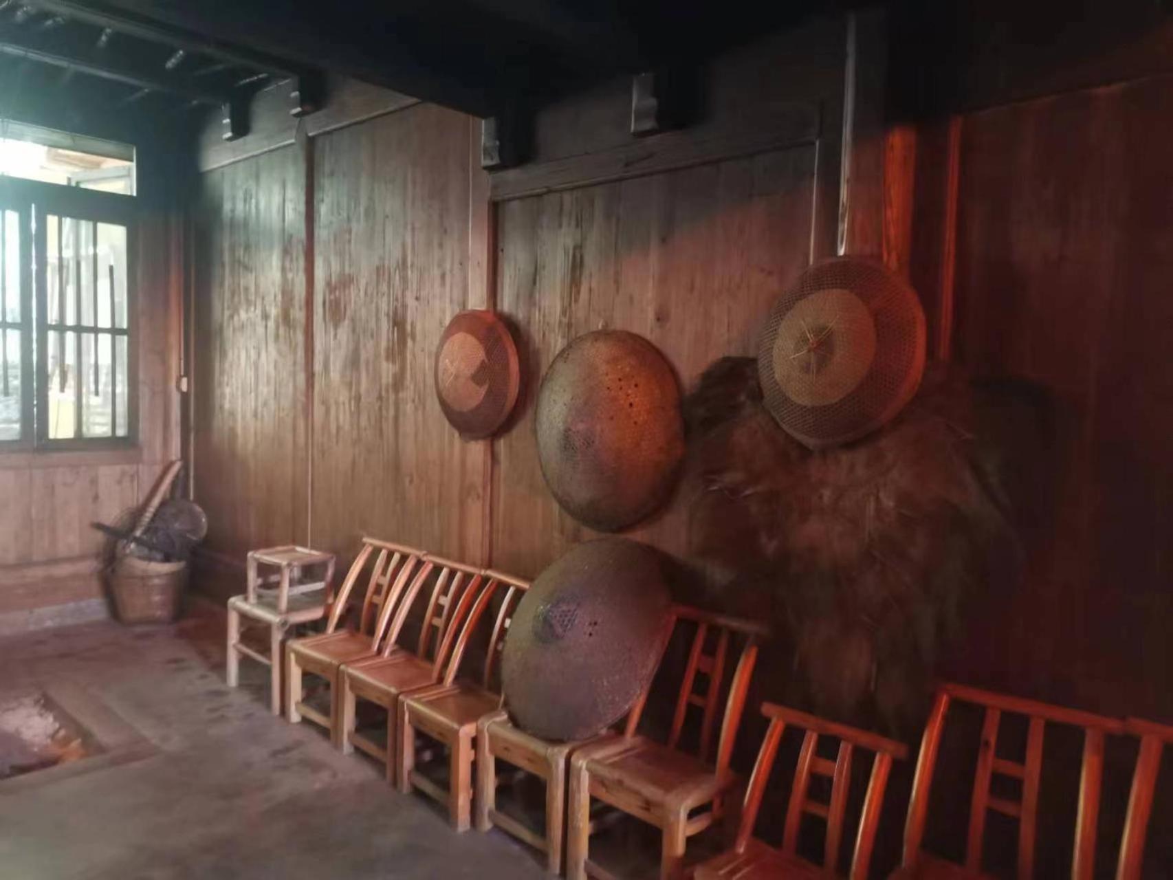 Dayong Antique Feature Resort Zhangjiajie Exterior foto