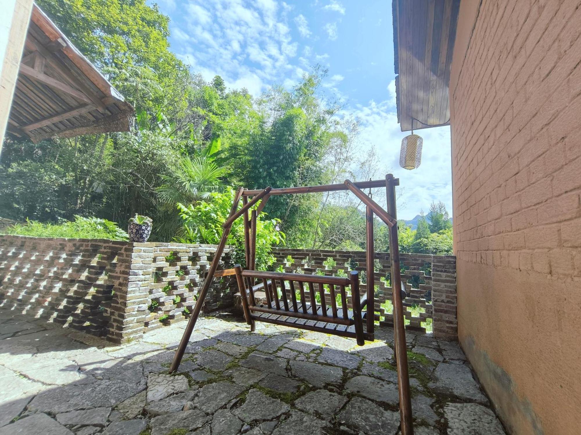 Dayong Antique Feature Resort Zhangjiajie Exterior foto